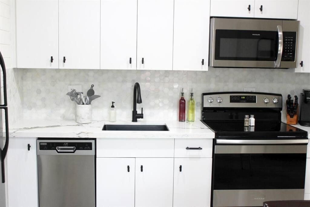 Remodeled Modern Ground Level Apt Blocks To Dwntn - B เทมปี ภายนอก รูปภาพ